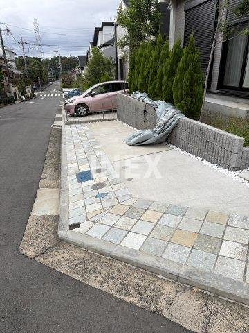 横浜市旭区今宿２丁目の一戸建ての駐車場