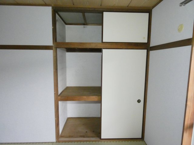パールハイツの収納