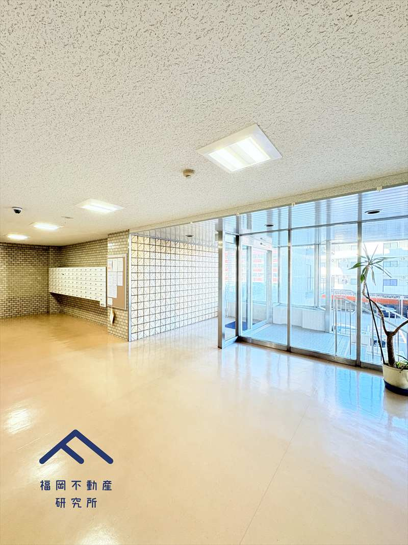 春日原パークマンションのエントランス