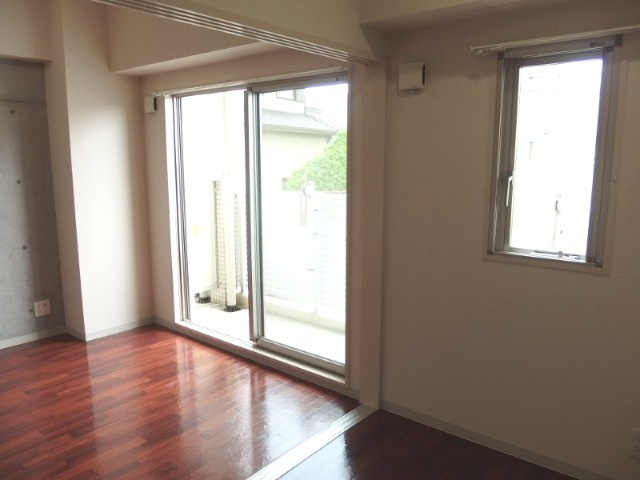 ラフィナート南明大寺の洋室