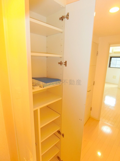 Amavel大森の収納|玄関シューズボックス