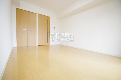 【洋室】 | アーバンフラッツ八王子みなみ野 | ゆったりした洋室