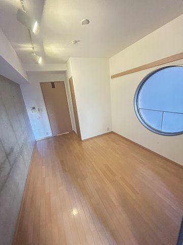 アーバングリーン神戸元町の居間・リビング