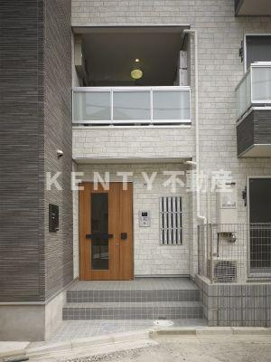 【エントランス】 | リブリ・平間 | 建物の内部です