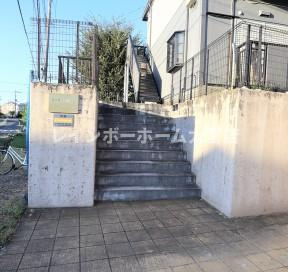 ビーライン日信Bのロビー