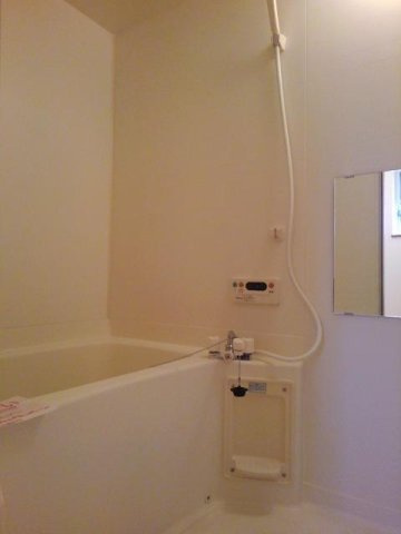 メゾン・アラモードⅠの浴室