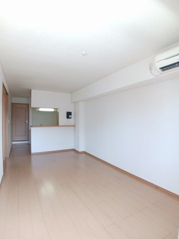 メゾン・みのうらの居間・リビング|ゆったりとしたリビングです