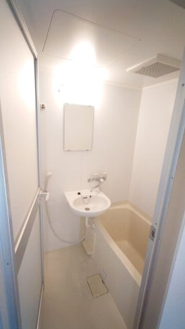 ラポールの浴室