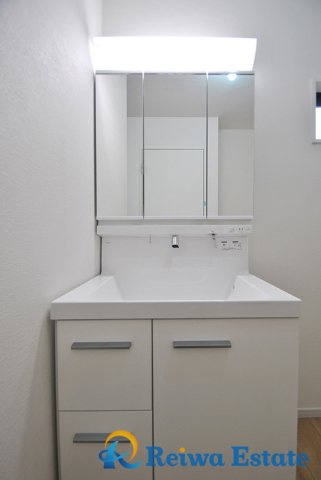 新築戸建　茅ヶ崎市柳島2丁目の独立洗面台