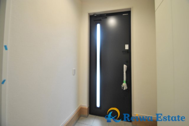 新築戸建　茅ヶ崎市柳島2丁目の玄関