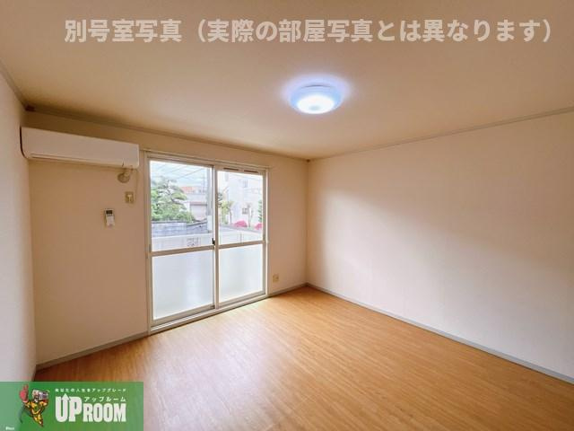 ベル花水木の居間・リビング