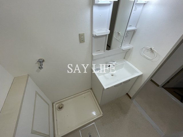 ロイヤル鶴見の洗面所