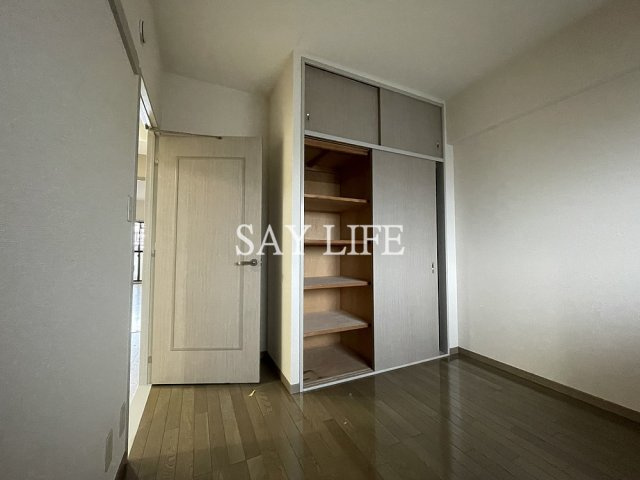 ロイヤル鶴見の収納