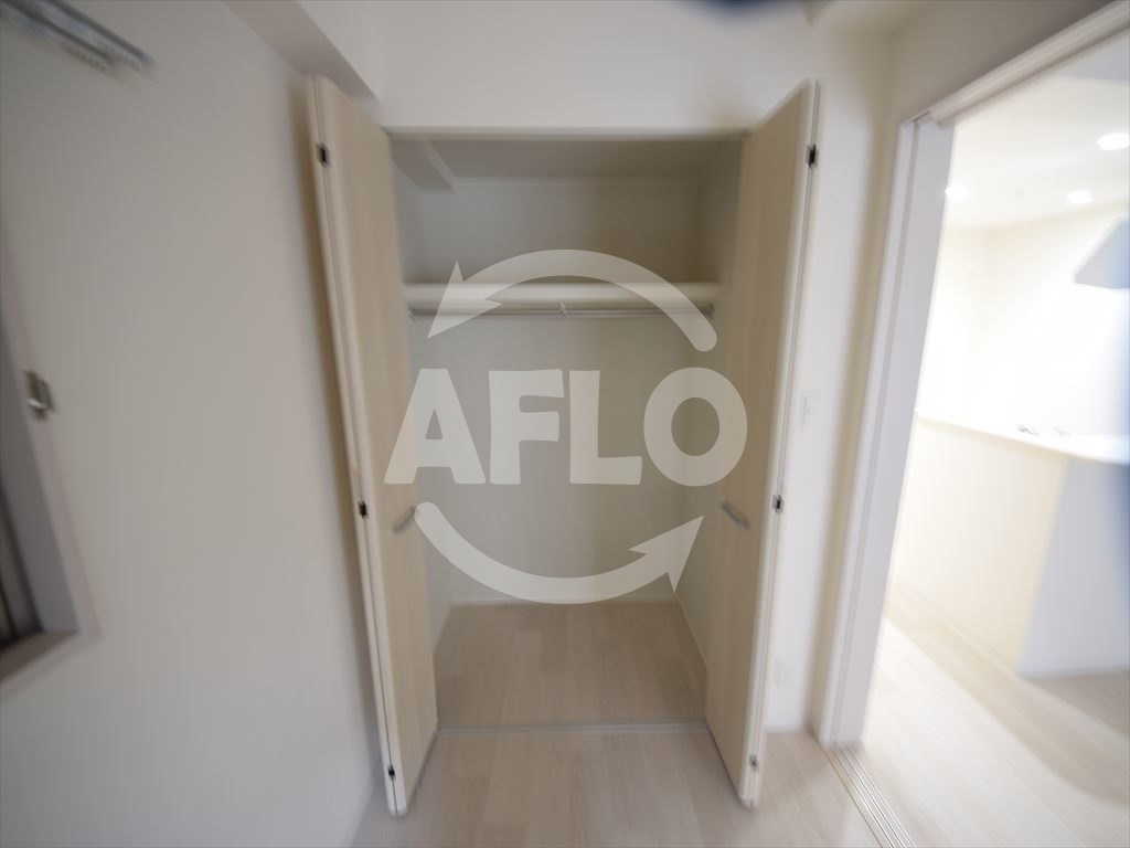 ウルバーノ　イリスの収納|ウルバーノ　イリス　クローゼット