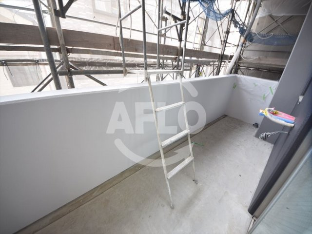 ウルバーノ　イリスのバルコニー|ウルバーノ　イリス　バルコニー