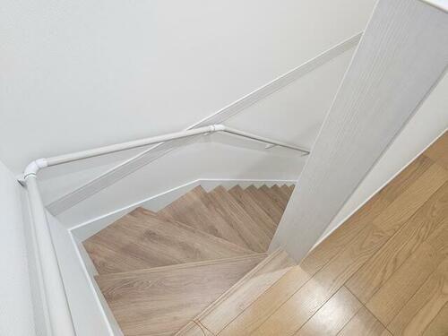 北条3丁目　中古一戸建ての内装|階段
■物件内覧・資金計画相談・住宅ローン相談、リフォーム相談、お問合せ受付中■
※当日・翌日のご内覧、ご相談はお電話でのお問合せがスムーズです！