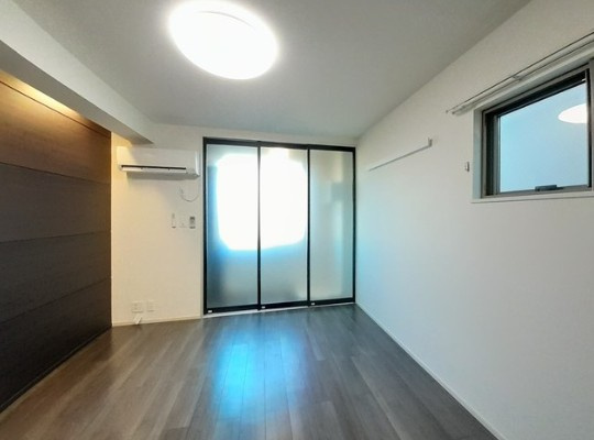 プラシードの寝室