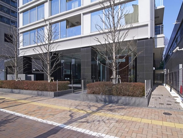 【エントランス】