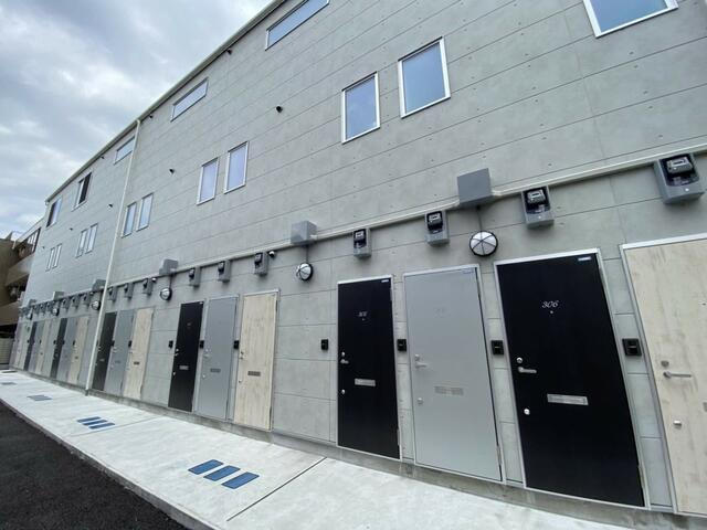 リブ・グランデュオのエントランス|落ち着いたエントランスです