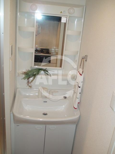 ＫＤＸレジデンス難波の独立洗面台|KDXレジデンス難波　独立洗面台