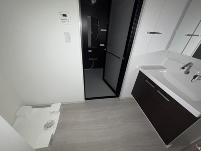 【玄関】 | デラーノ