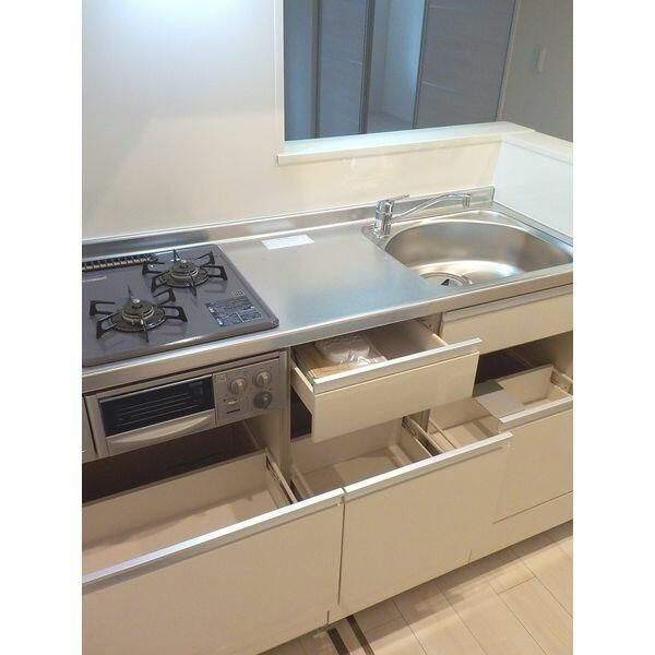 アドーニスのキッチン|■グリル付き３口ガスコンロシステムキッチン