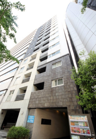 ルクレ堺筋本町レジデンスの外観