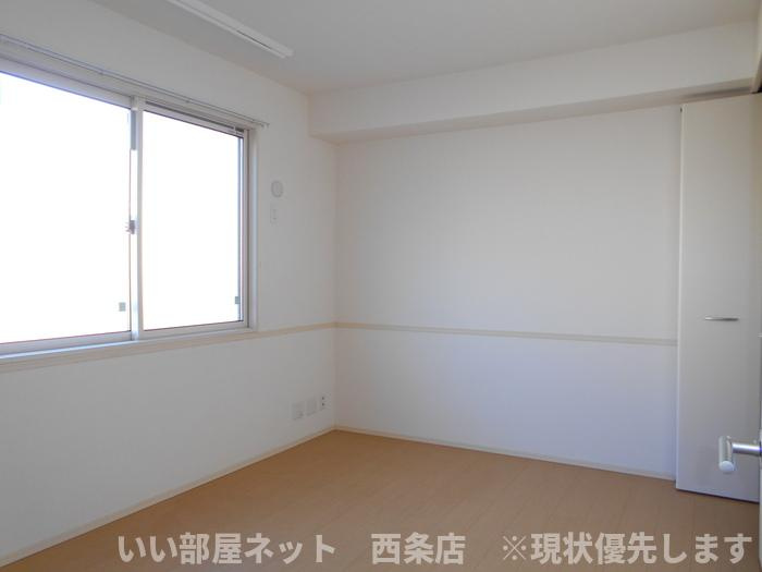 ヴィラ・ボヌールの洋室