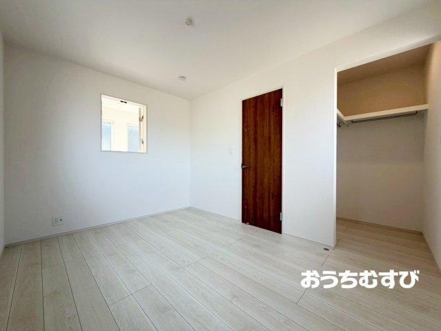 守山区天子田2丁目(全2棟)の洋室