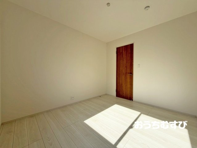 守山区天子田2丁目(全2棟)の洋室