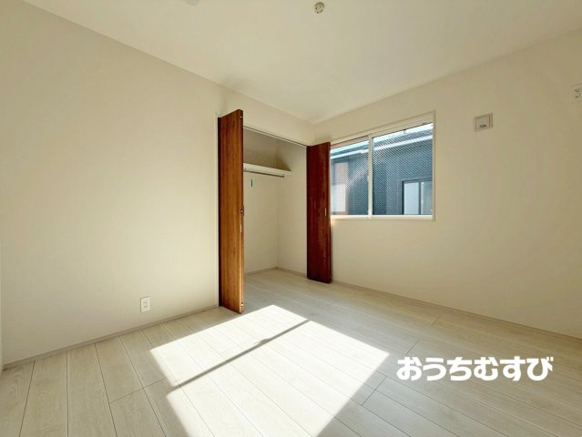 守山区天子田2丁目(全2棟)の洋室