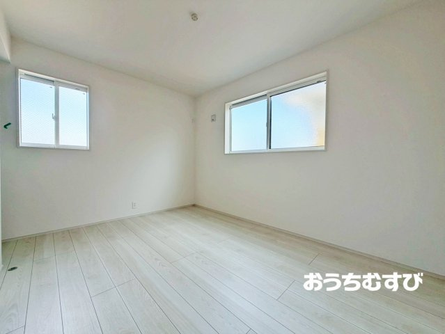 守山区天子田2丁目(全2棟)の洋室