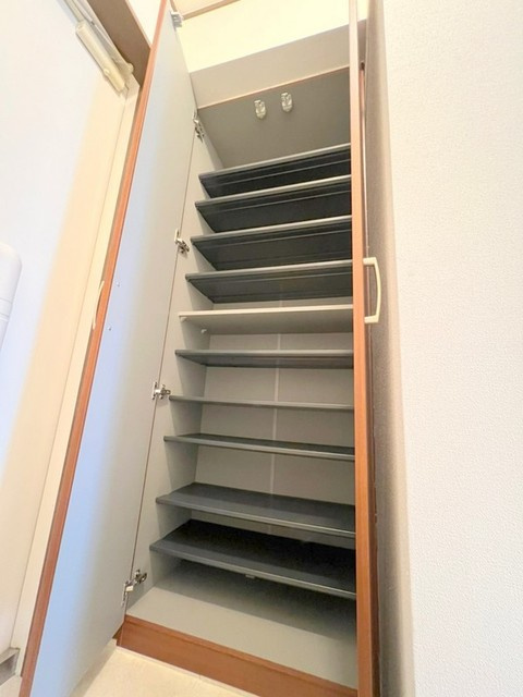 アーバンハイツの玄関