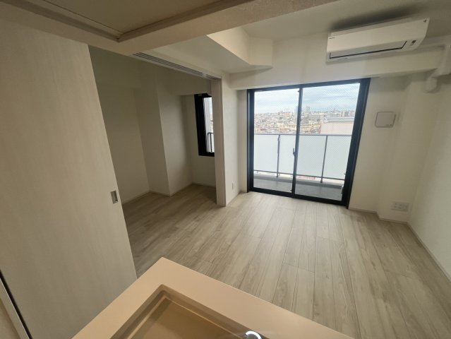 Augusta Residence 新小岩の居間・リビング