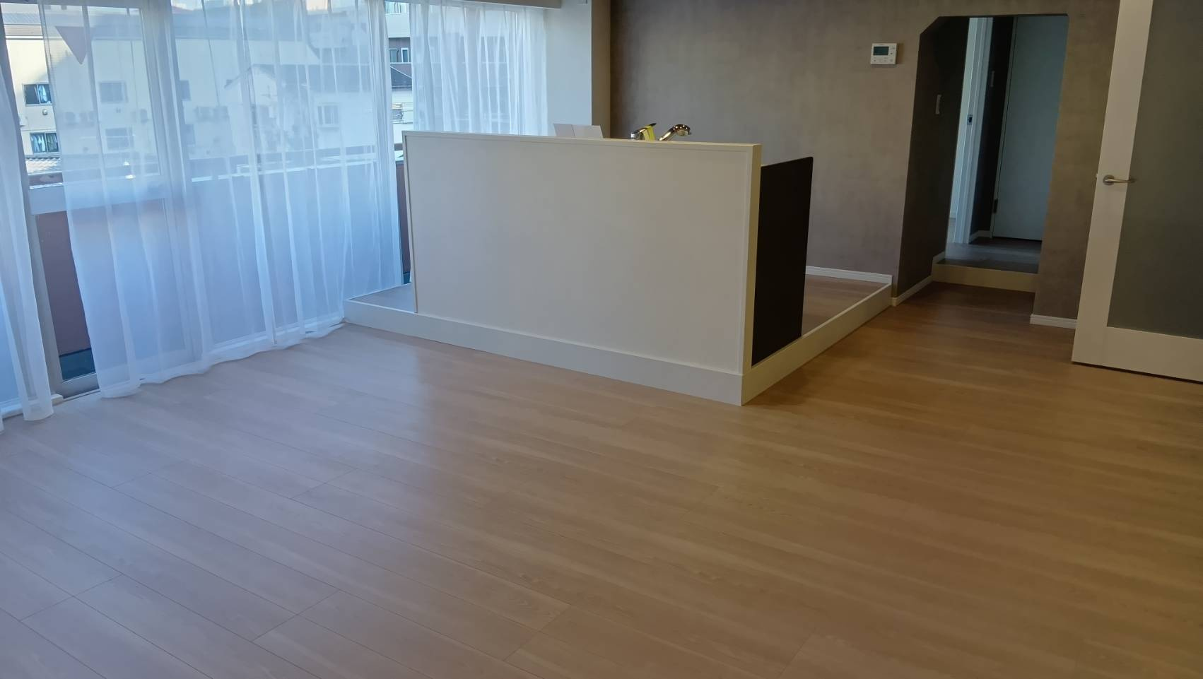 御苑ハイムの居間・リビング