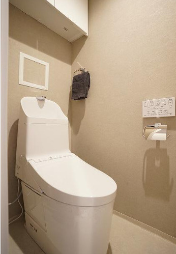 パレ・シェール芦屋東山のトイレ|フルオート洗浄便座