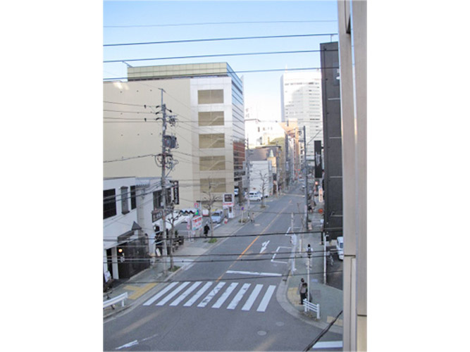 ナカモビル