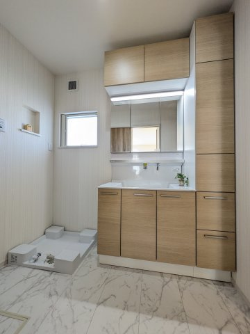 【独立洗面台】