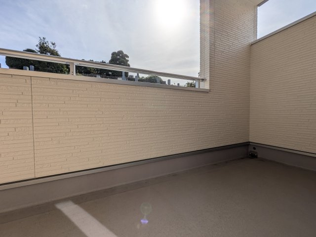 【バルコニー】