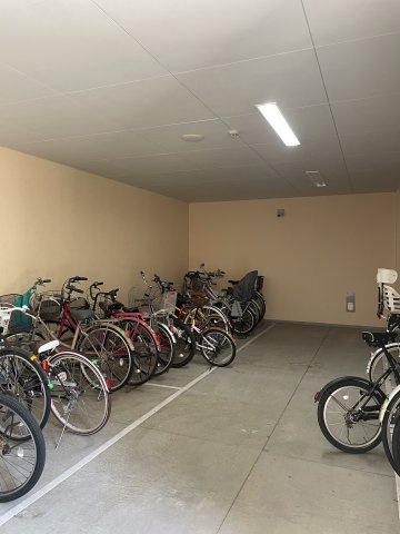 アルファステイツ広公園の駐車場|駐輪場です。