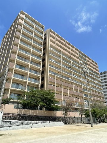 アルファステイツ広公園の外観|JR呉線「広駅」徒歩11分。パークサイドで開放感のある立地。南東向きで陽当たり・通風・眺望良好です！