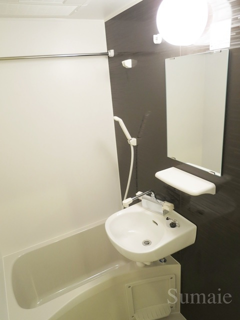 Ｂｅｌｌｅ－Ｖｕｅ Ｃａｃｈｅｔｔｅの浴室|使いやすいお風呂です