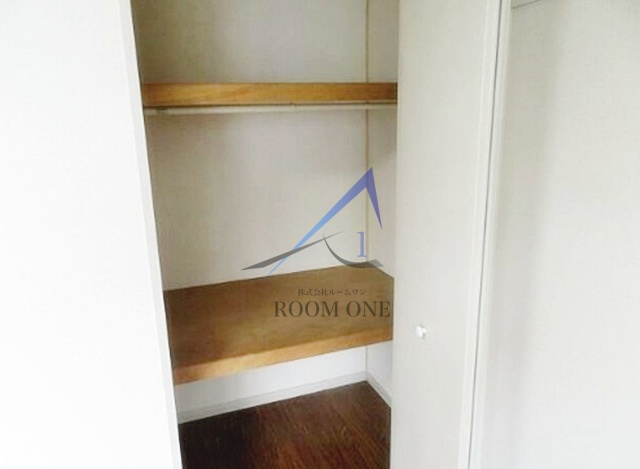 グリーンフラッツ旗の台の収納|収納です。