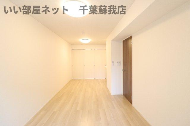 グリシーヌの居間・リビング|こちらのリビングで趣味の時間をお楽しみください