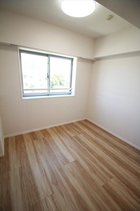 グランスイート世田谷桜丘の洋室