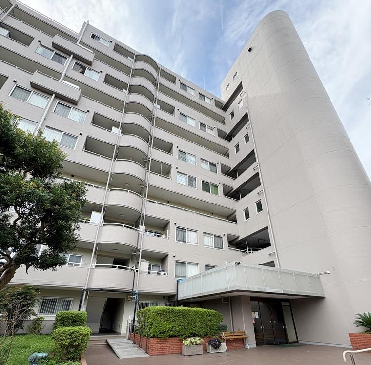 鎌倉グリーンマンションの外観