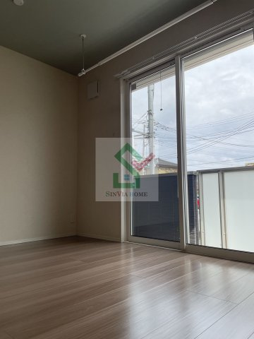 スリーカントリーの居間・リビング