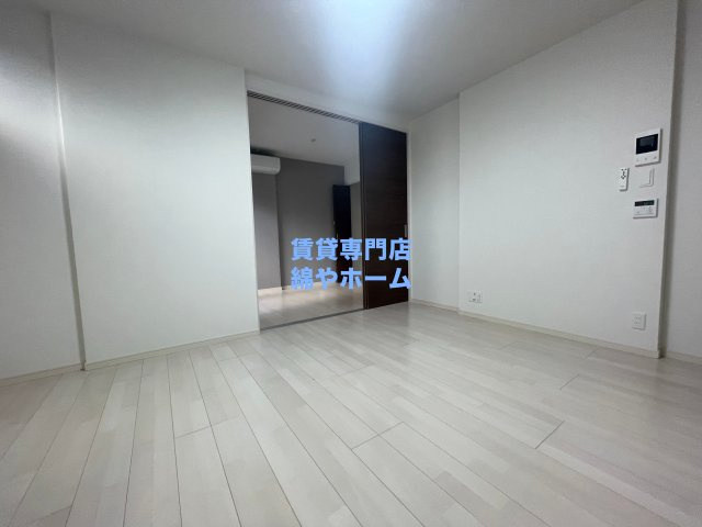 KAWARAYAの居間・リビング|おしゃれな居間です