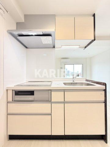 セレニテフラン谷町四丁目のキッチン