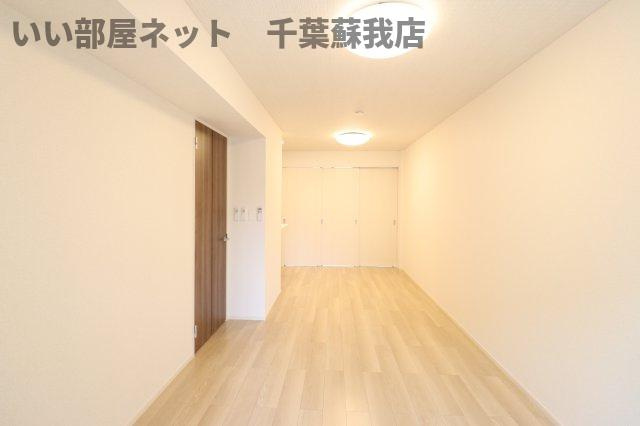 グリシーヌの居間・リビング|こちらのリビングで趣味の時間をお楽しみください